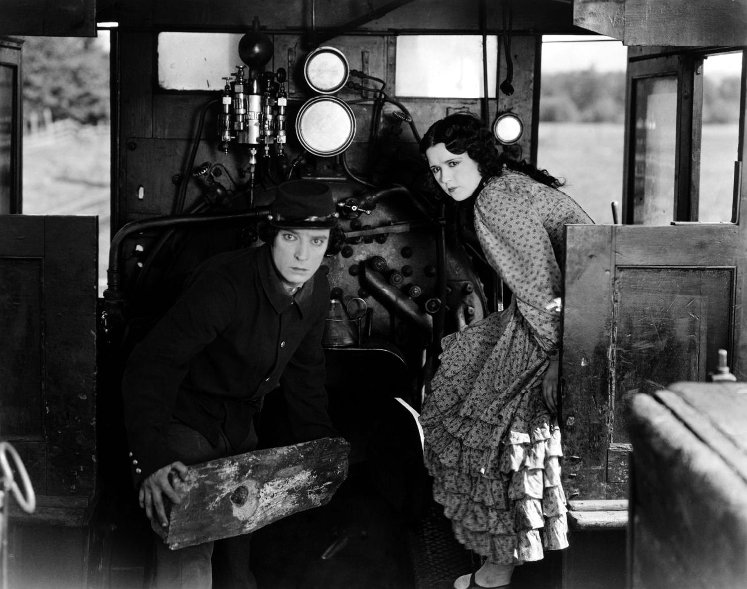 Buster Keaton and Marion Mack in a frame from The General